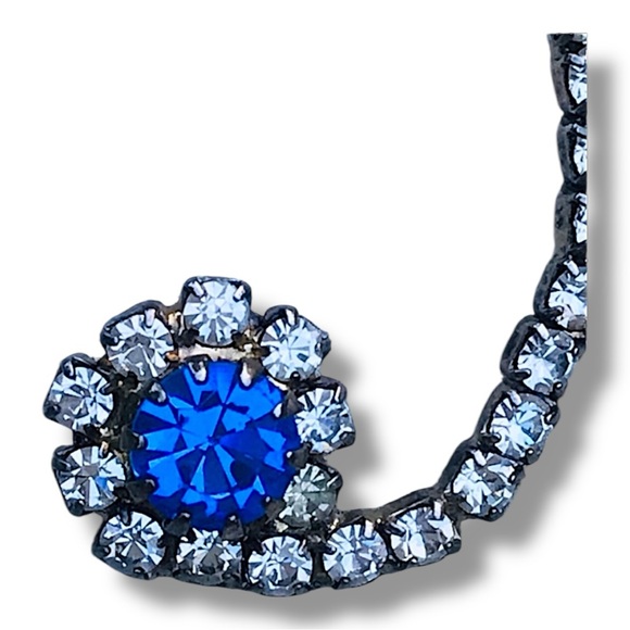 Vintage 90s Faux Diamond & Sapphire Swirl drop party Earrings - Picture 9 of 10